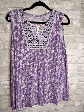 Kim Rogers Purple and White Sleeveless Embroidered Geometric Tank
